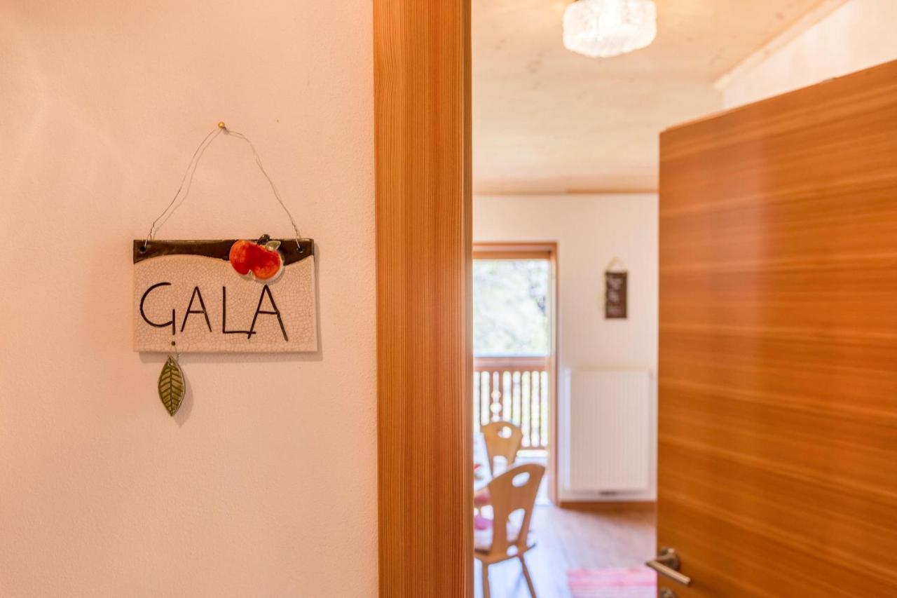 Huberhof App Gala Apartment เฟลด์ทูร์นส์ ภายนอก รูปภาพ